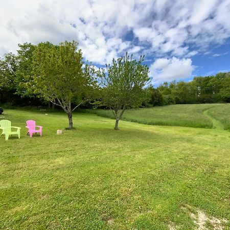 French Farmhouse Retreat With Pool & Superb Views. Blanzac  Extérieur photo